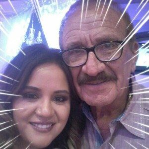 Meet your Posher, Lesly